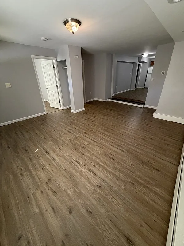 2 bed, 1.0 bath, $1,495 — Photo 4