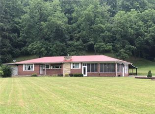 101 Carrie Dan Dr, Foster, WV 25081