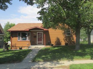 353 Lake St, Chadron, NE 69337