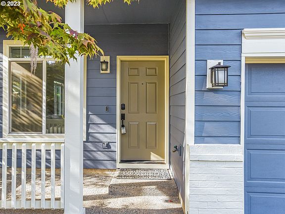 2nd image of 865 SE 43rd Ave