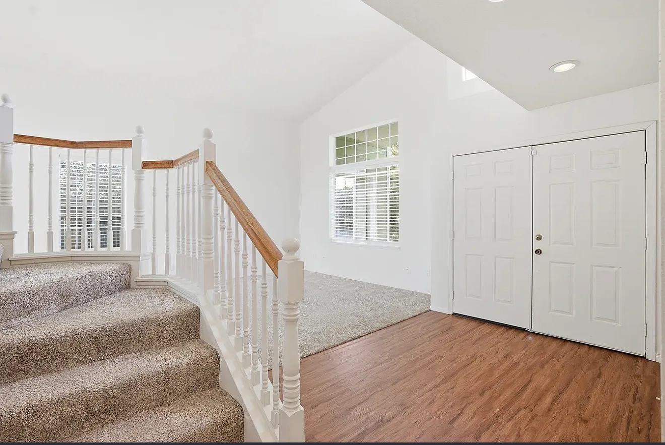 3 bed, 2.5 bath, 1667 sqft, $2,450 — Photo 3