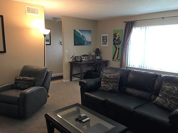 4th image of 1597 Ionian St