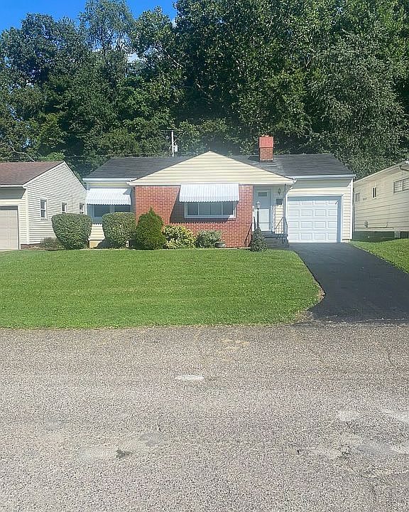 1st image of 2214 High St