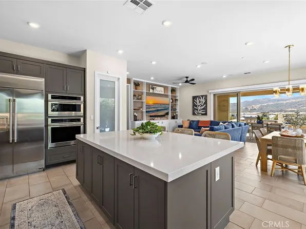 492 Sunrise Rd, Rancho Mission Viejo, CA 92694