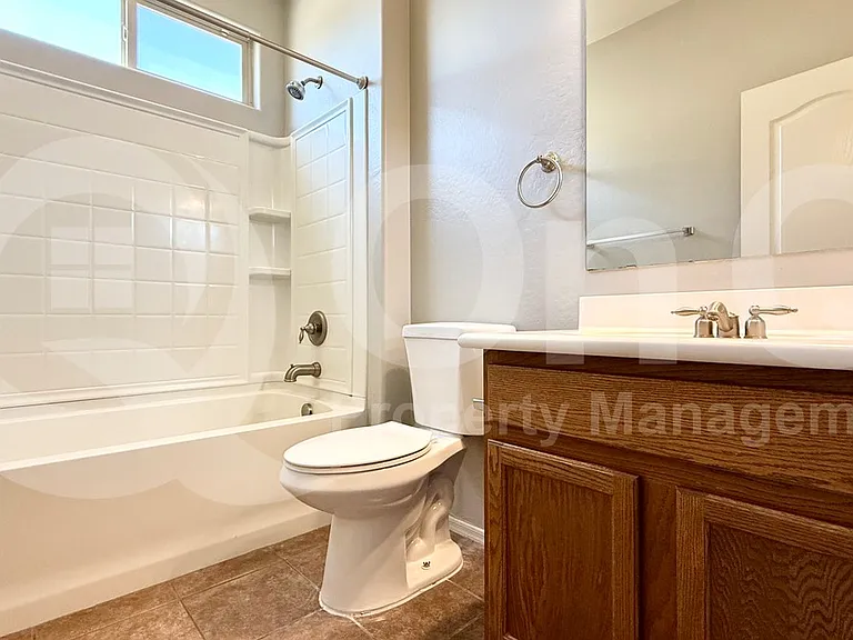 27297 N 172nd Ln — Photo 9