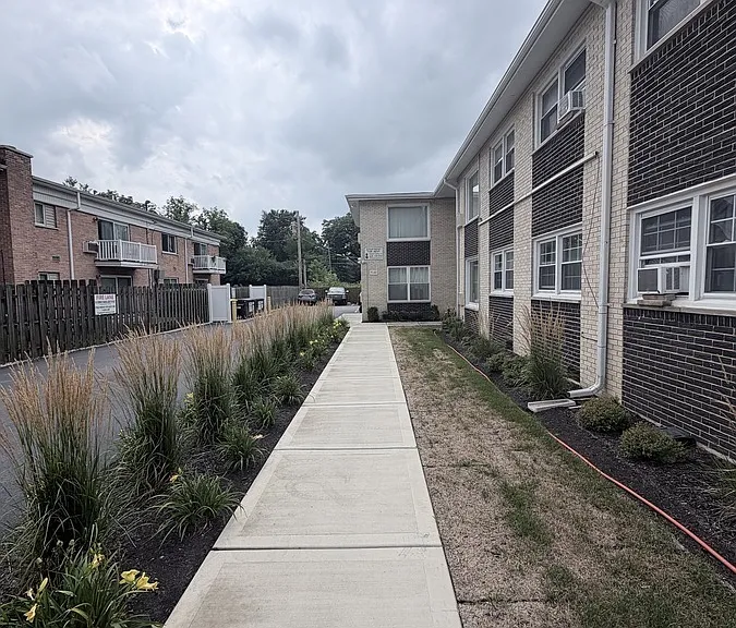 5140 Fairview Ave #2 — Photo 14