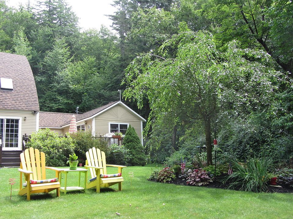 2nd image of 224 Castle Hill Rd