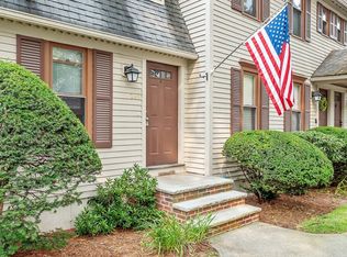 265 Wellman Ave UNIT 265, North Chelmsford, MA 01863