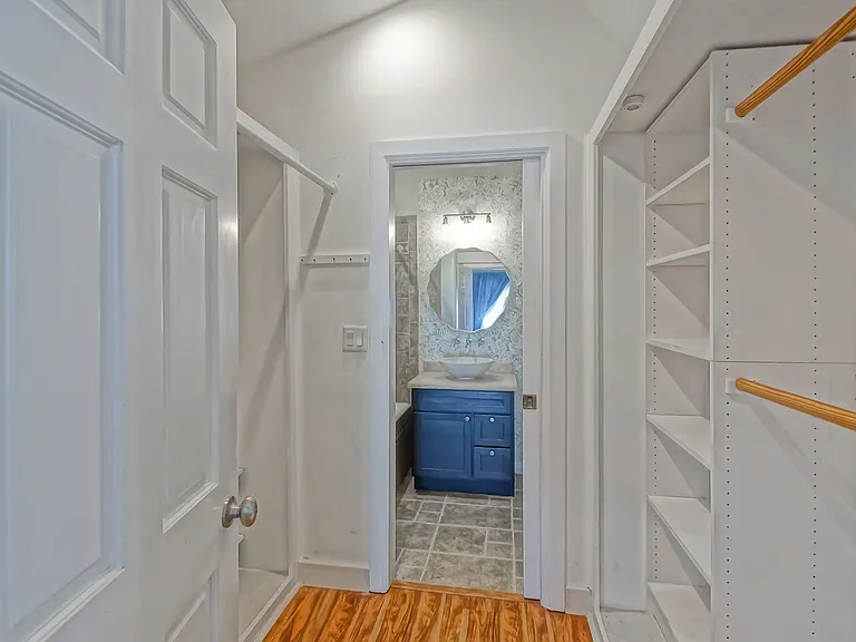 2621 Mathews Ave — Photo 21