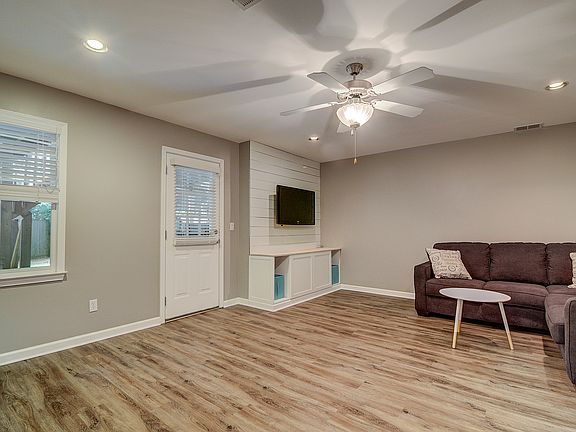 Rec/tv room I. Basement 