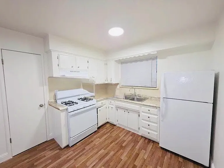 1215 Williams Way #3 — Photo 6