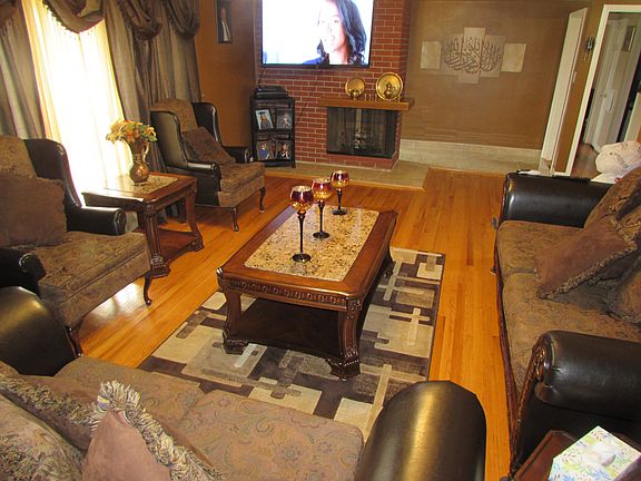 5th image of 20572 Fairview Dr
