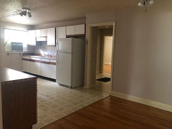 4th image of 1135 Cabell Dr #B