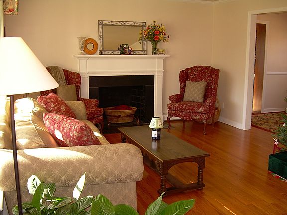 Beautiful Living room - wood floors throughout main level