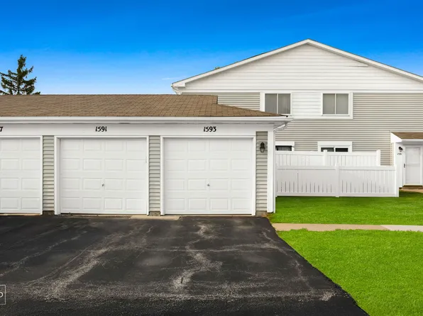 1593 Cornell Pl, Hoffman Estates, IL 60169