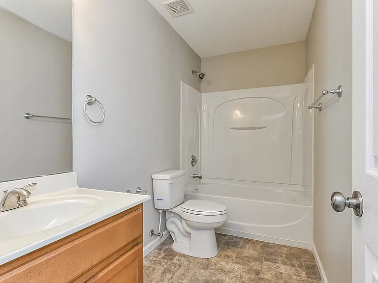 182 Brookhaven Dr — Photo 13