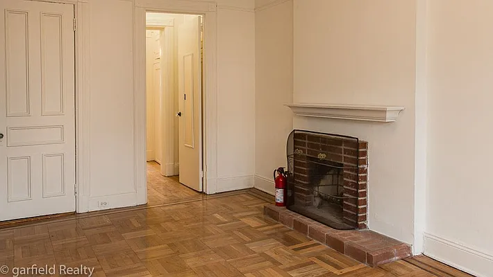 Rented by Garfield Realty  | media 12