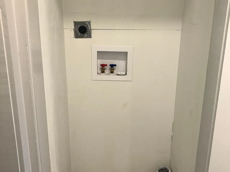 200 Roosevelt St — Photo 10