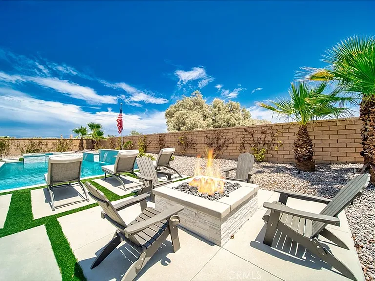 58260 Aragon Way — Photo 48