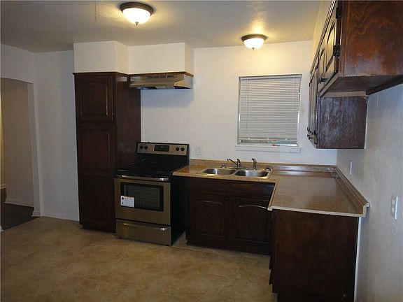 5th image of 1516 Mary K Ln
