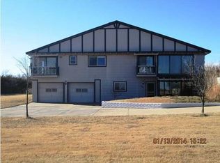 4749 N Woodlawn Blvd, Wichita, KS 67220