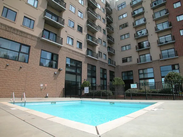 715 Church St #809, Charlotte, NC 28202