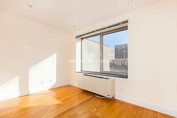 Rented by Mirador Real Estate | media 27