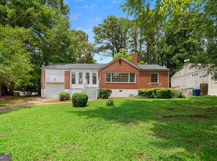 2302 Wineleas Rd, Decatur, GA 30033