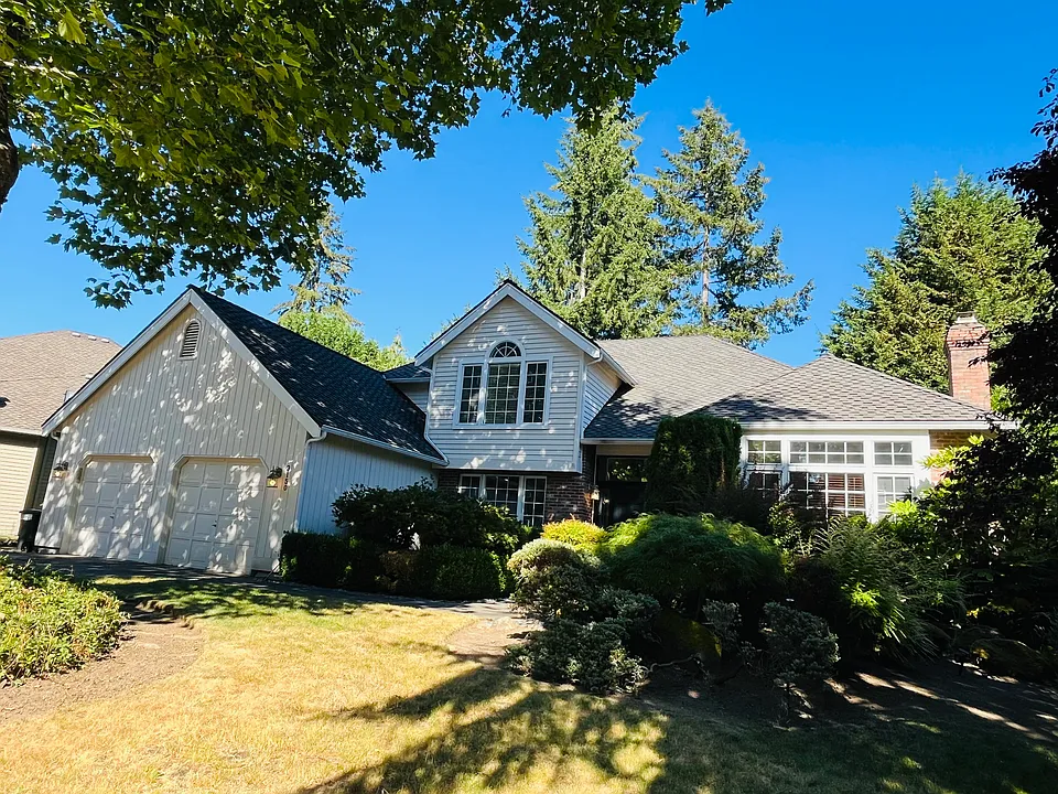 3150 233rd Pl SE