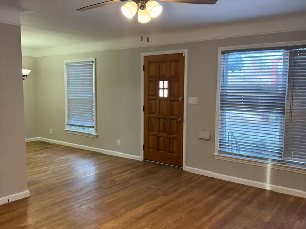 6166 Wareham Rd, Parma, OH 44129