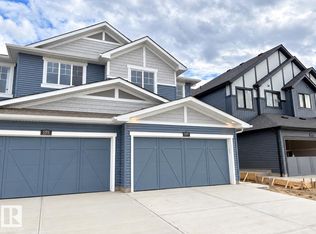 5317 Hawthorn Lndg SW, Edmonton, AB T6X2Y7