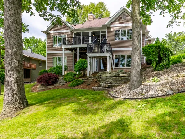 115 Lane 165 Lime Lk, Angola, IN 46703