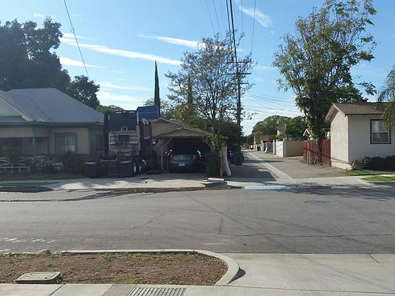 5th image of 516 N Monterey Ave