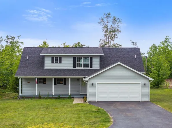 7868 Red Pine Trl, Alanson, MI 49706