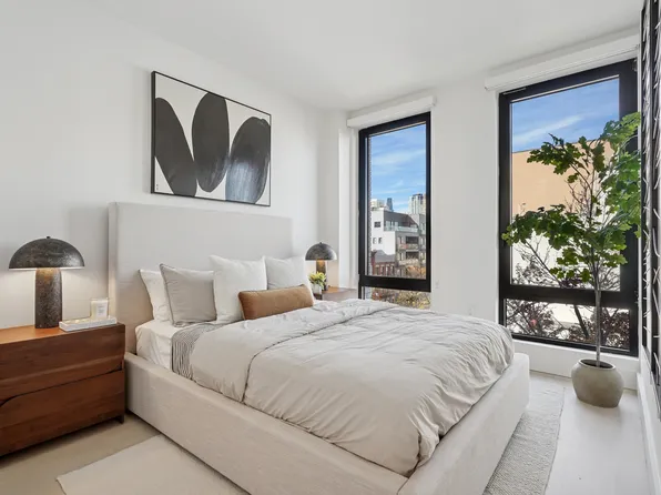 170 Freeman Street image 8 of 18