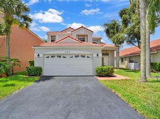 6310 NW 77th Ct, Pompano Beach, FL 33067