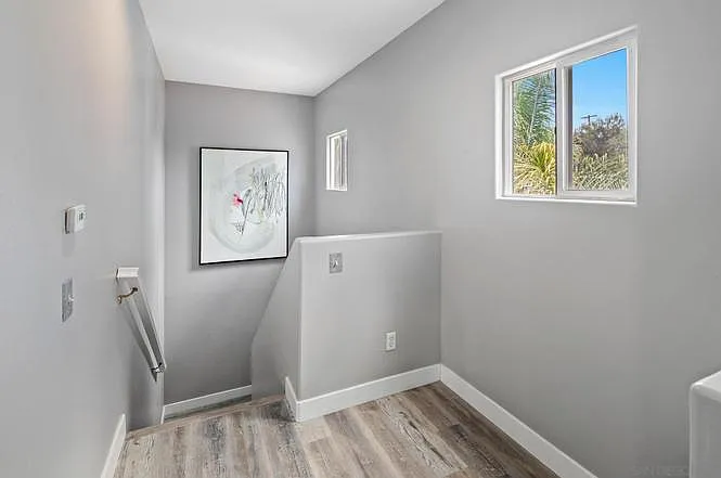 1230 Cushman Ave — Photo 12