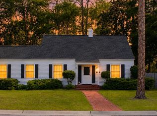 713 Magnolia Dr, Waycross, GA 31501
