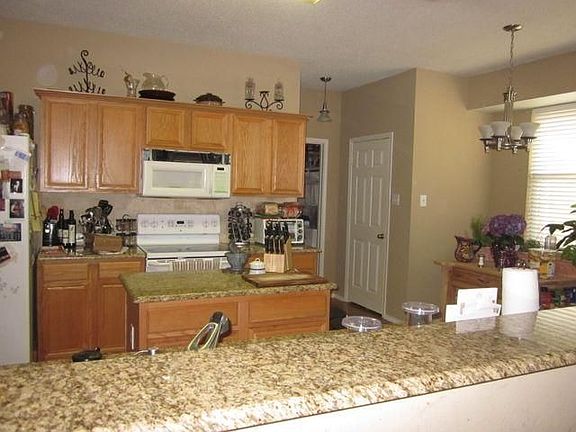 5th image of 2045 Caitlin Dr