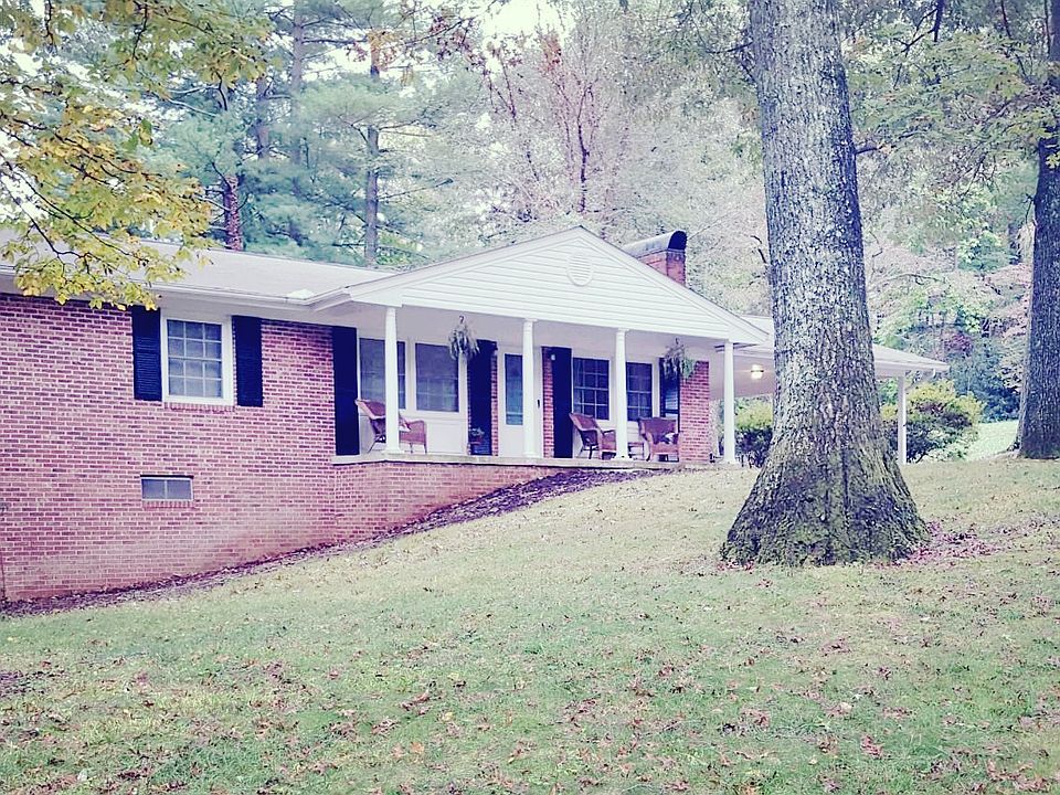 1st image of 414 Comet Dr