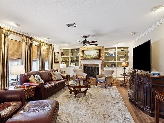 5th image of 4132 N Lake Trail Dr