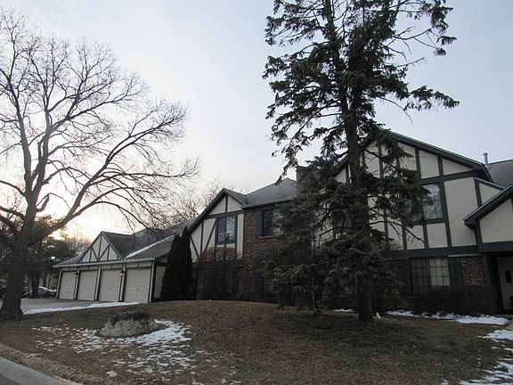 3rd image of 1928 N Hidden Creek Cir #2