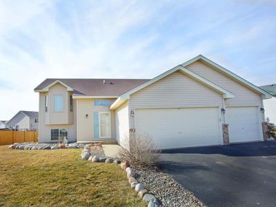 482 Karen Ln, Big Lake, MN, 55309