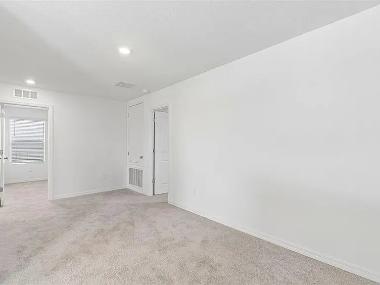 7847 Abagail Dr — Photo 11