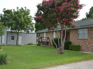 319 N Arkansas St, Caddo, OK 74729