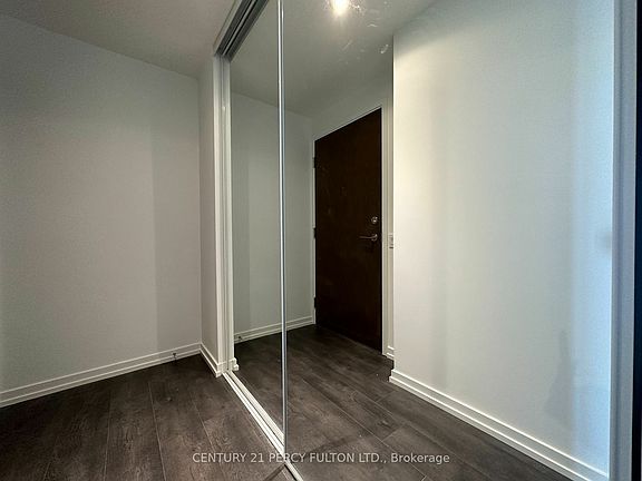 3rd image of 7890 Jane St #2709