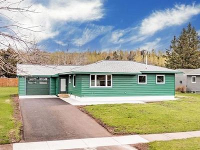 82 Edison Blvd, Silver Bay, MN, 55614