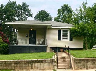 29 Lawrence St, Lyman, SC 29365