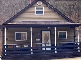 213 Crawford Run Rd, Creighton, PA 15030