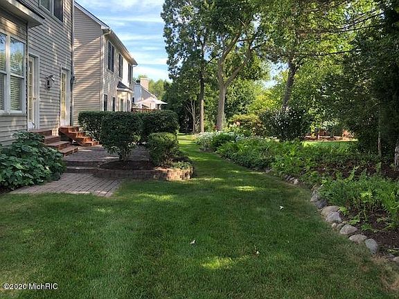 4th image of 3620 Camden Ct